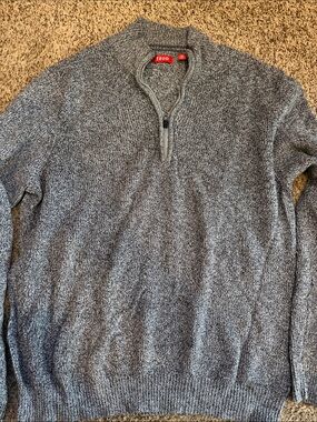 Izod Men's Gray Marled Half-Zip Sweater